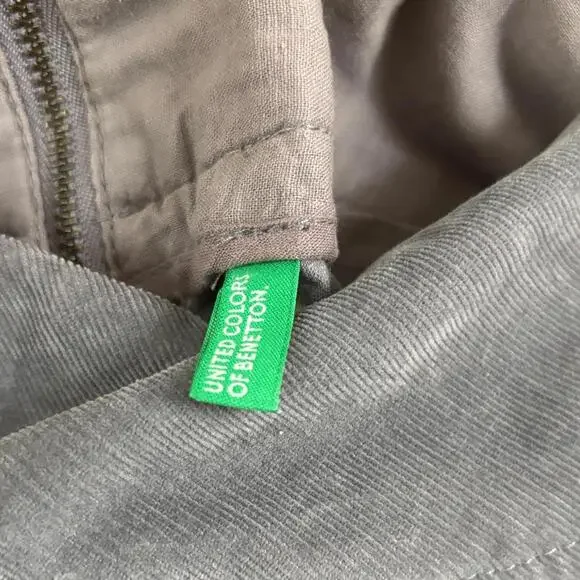 United Colors Of Benetton A-Line Gray Skirt - Picture 2 of 3